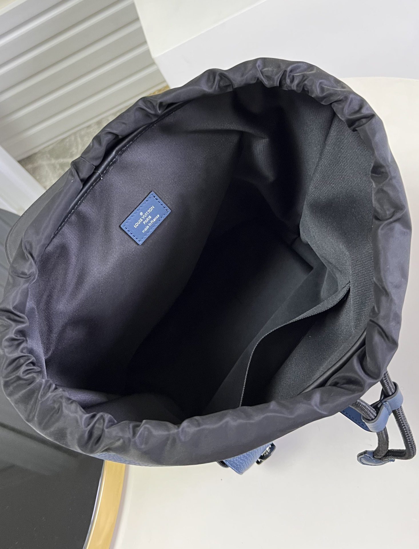 LV BAG (M58664) - Image 7