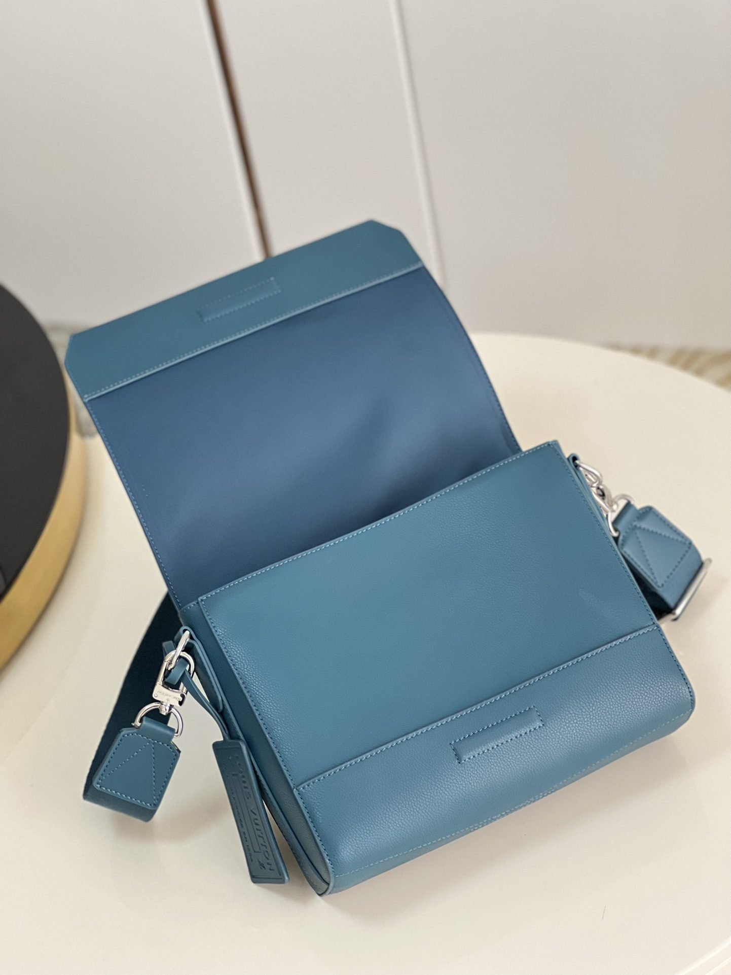 LV BAG (M59327) - Image 5