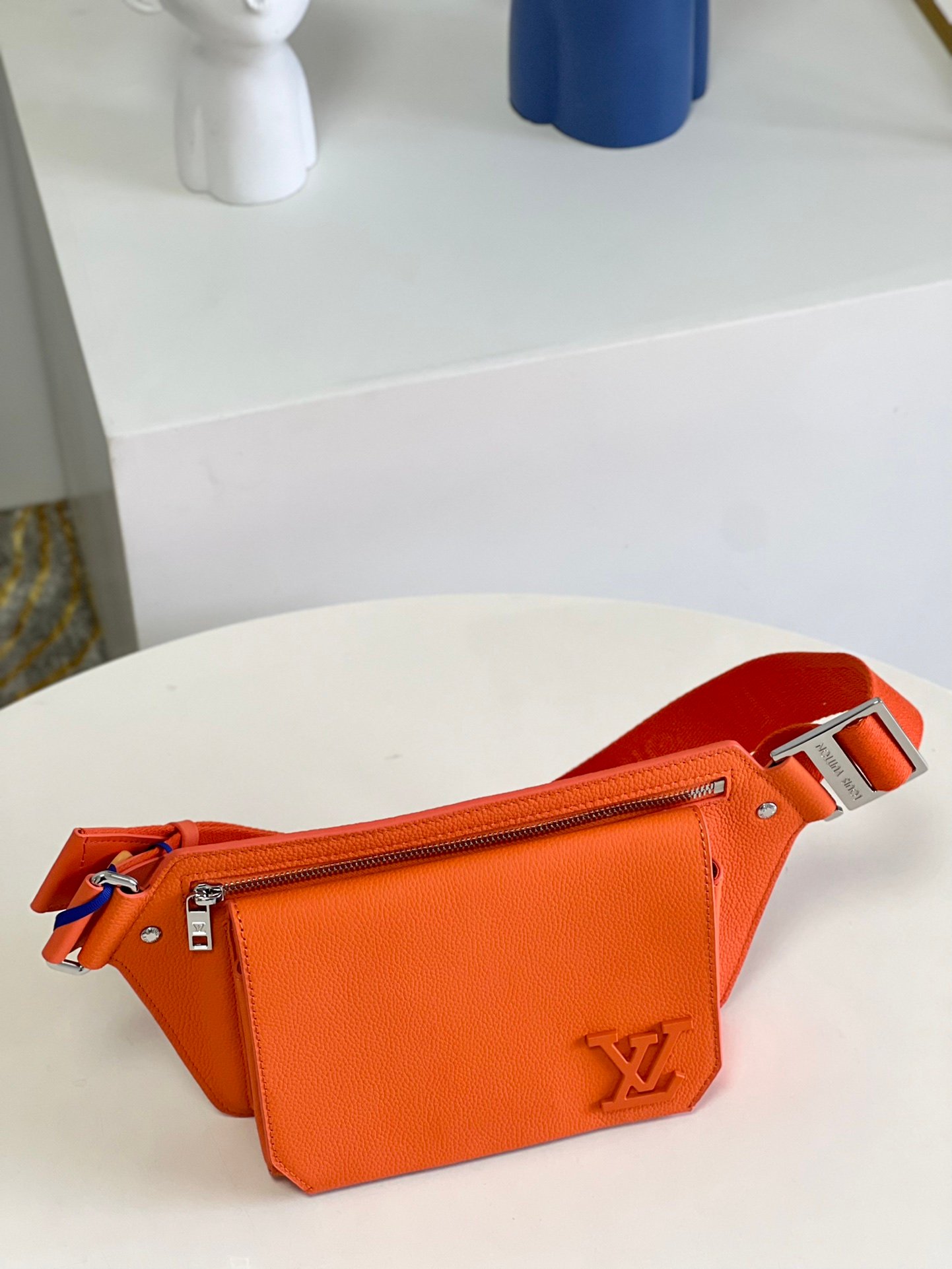 LV BAG (M59625) - Image 3