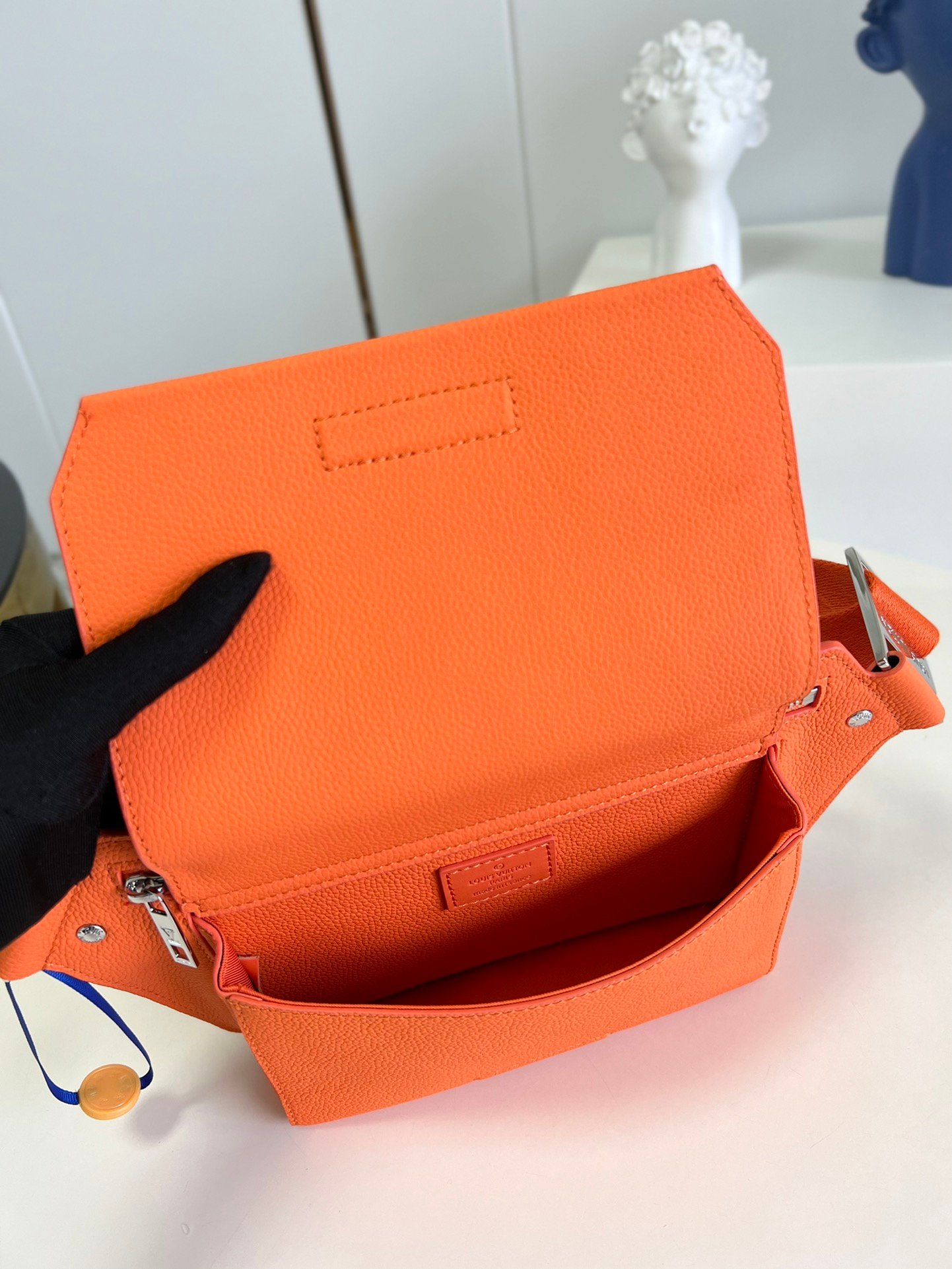 LV BAG (M59625) - Image 7