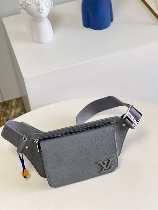 LV BAG (M59625) - Image 4