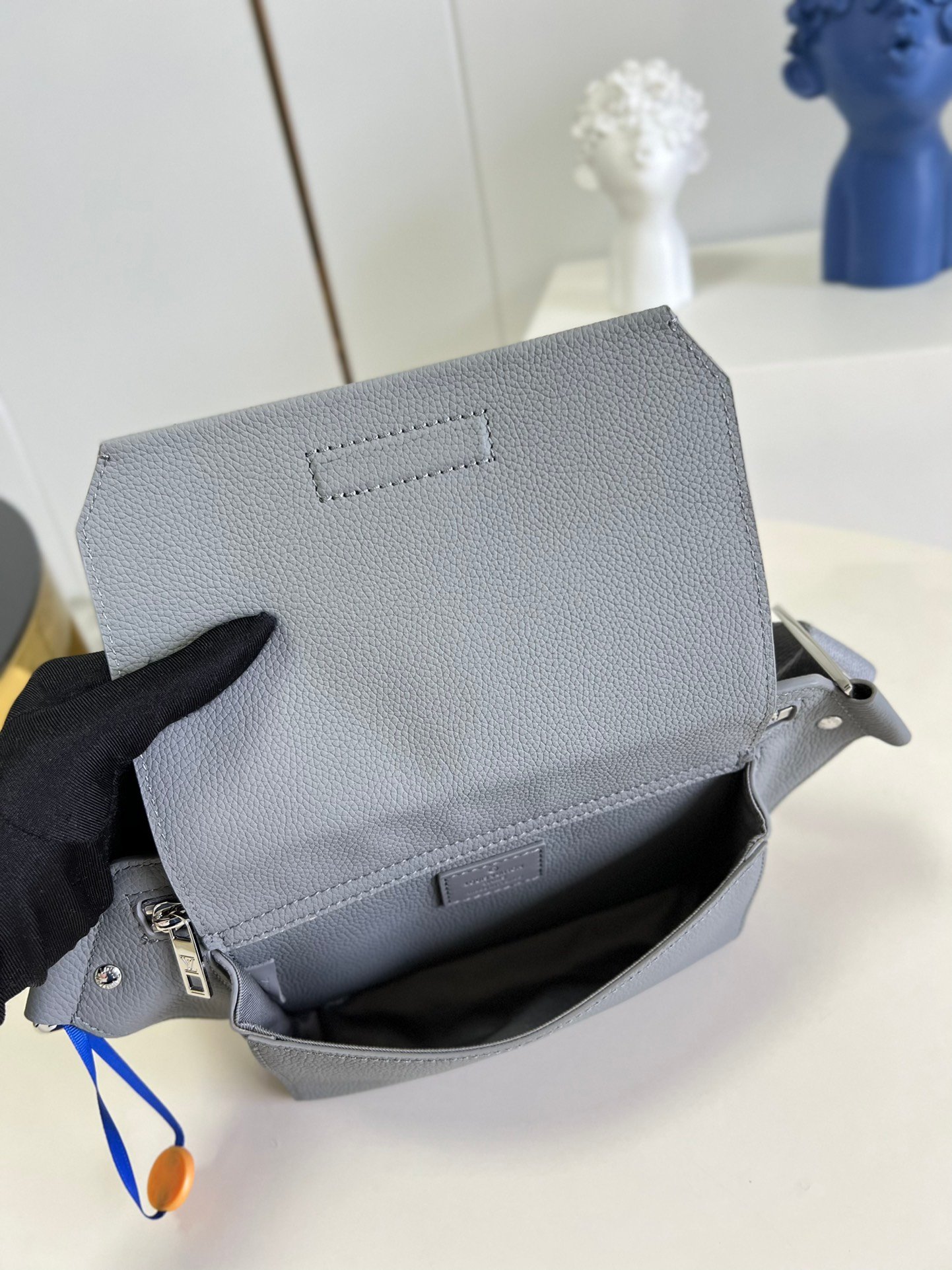 LV BAG (M59625) - Image 7
