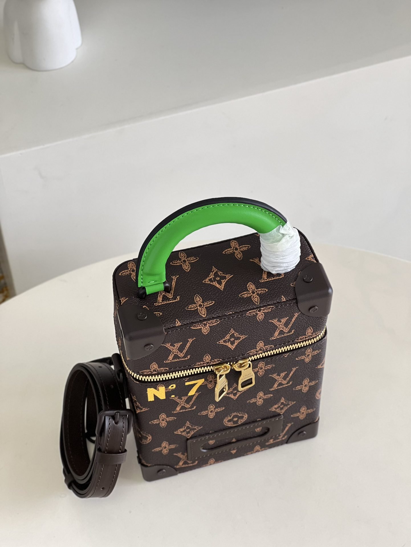 LV BAG (M59664) - Image 3