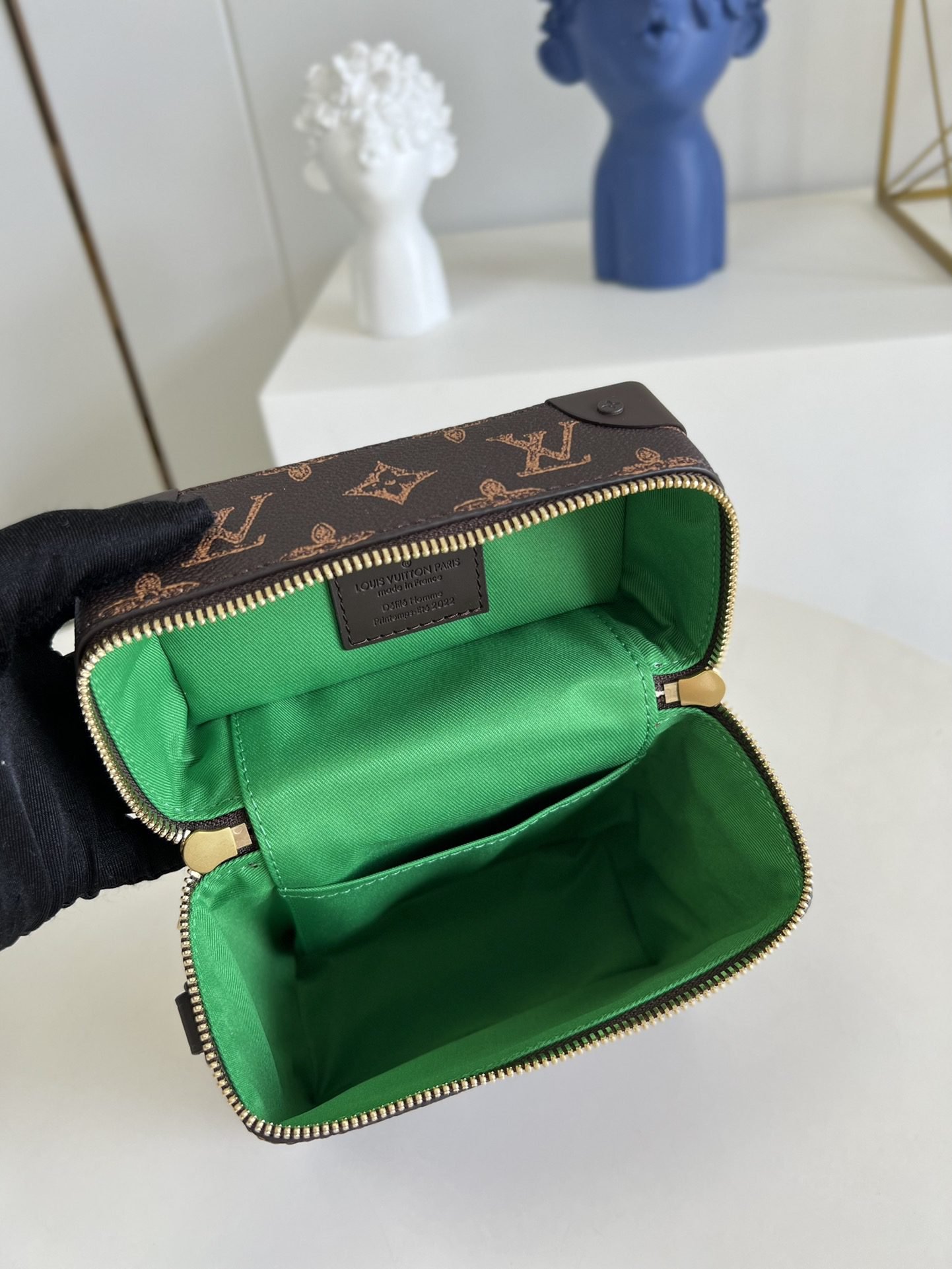 LV BAG (M59664) - Image 7