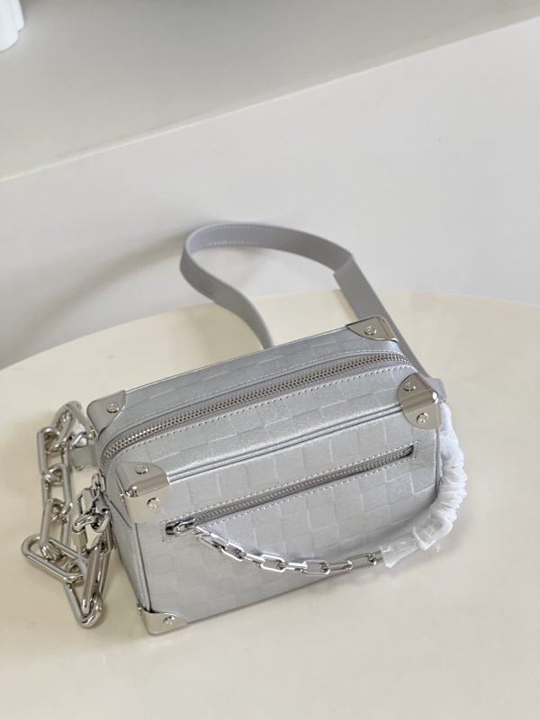 LV BAG (M59726) - Image 4