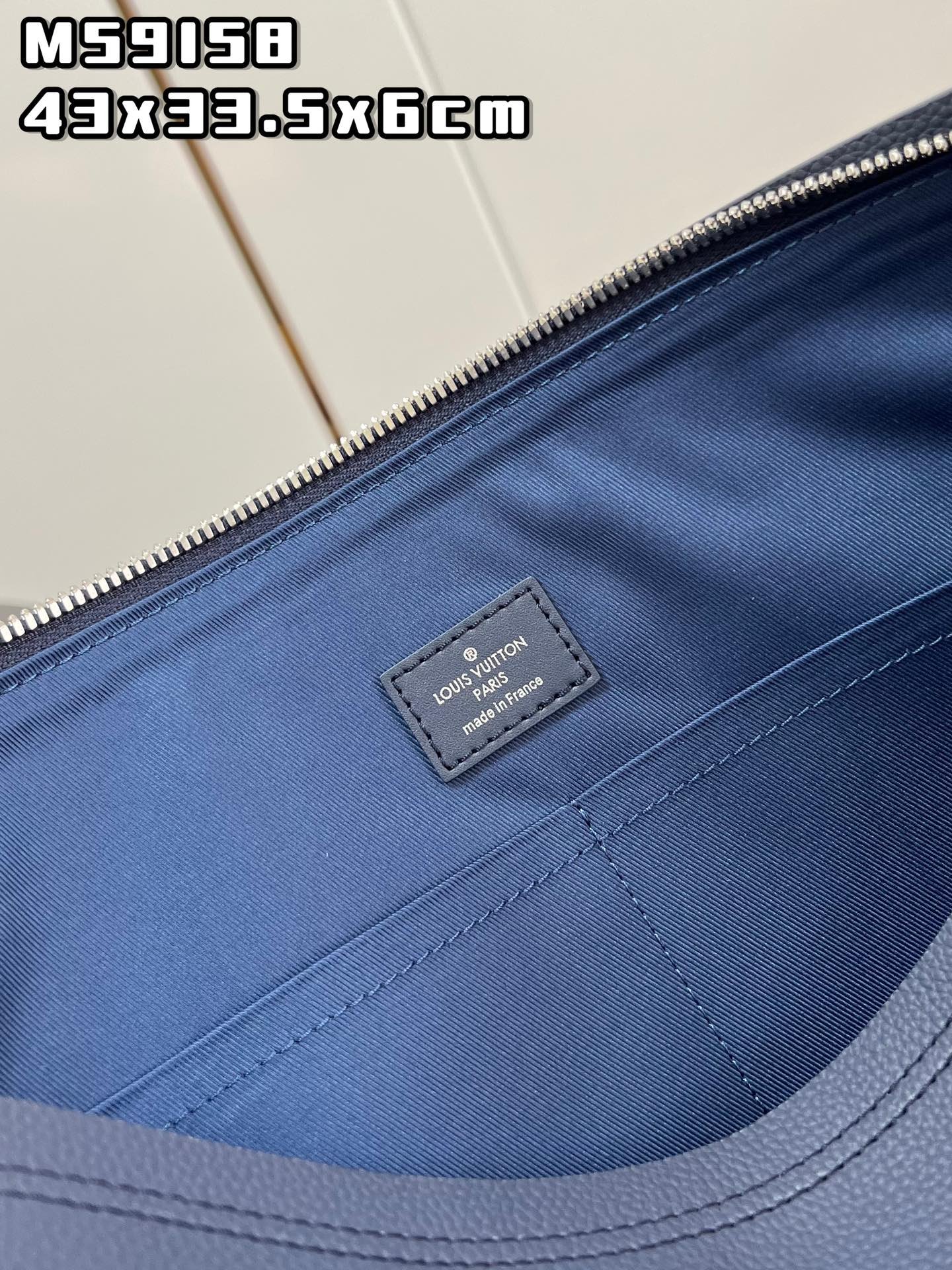 LV BAG (M59918) - Image 5