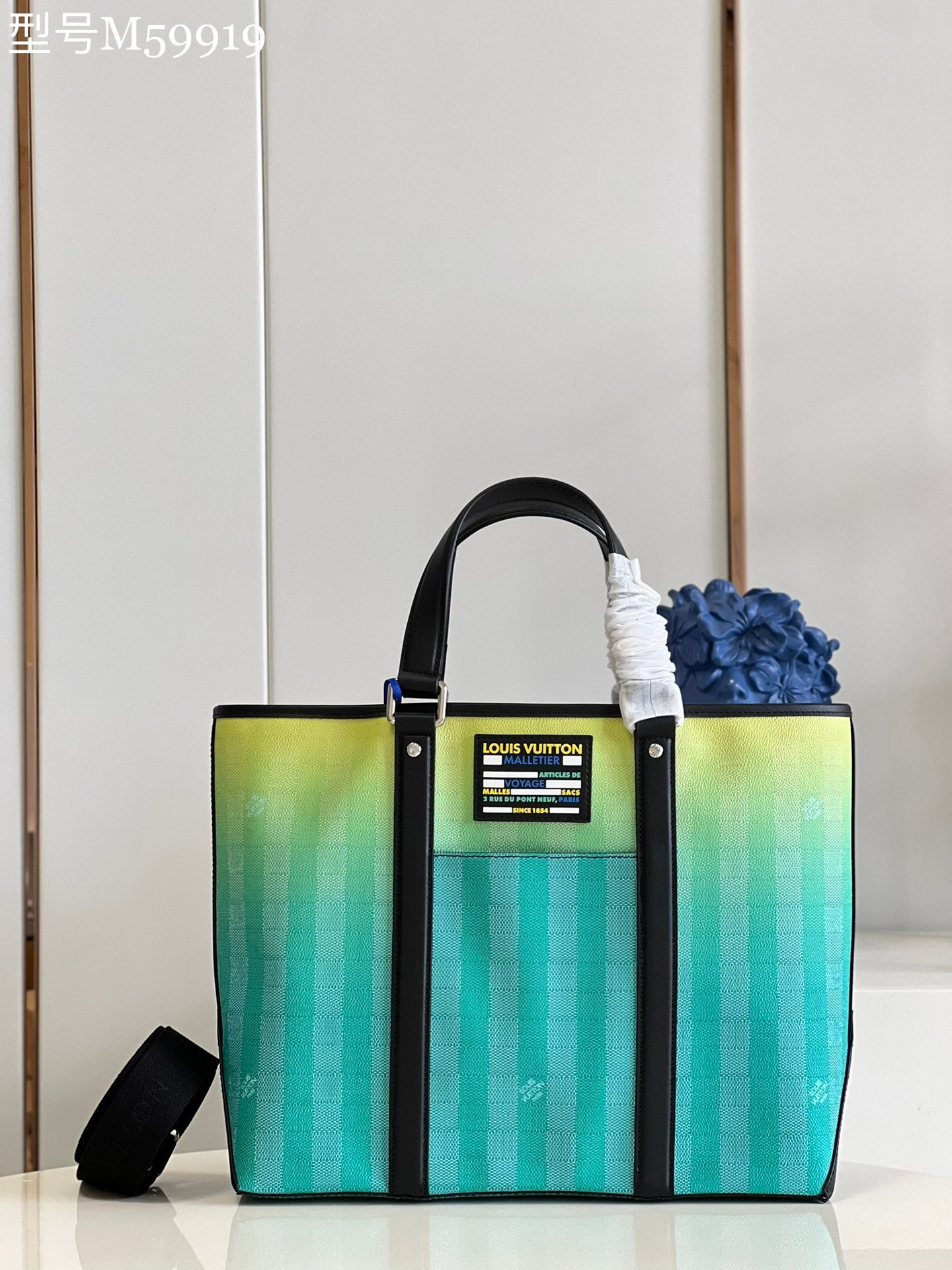 LV BAG (M59919) - Image 2