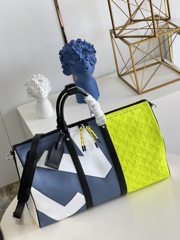 LV BAG (M59922) - Image 4