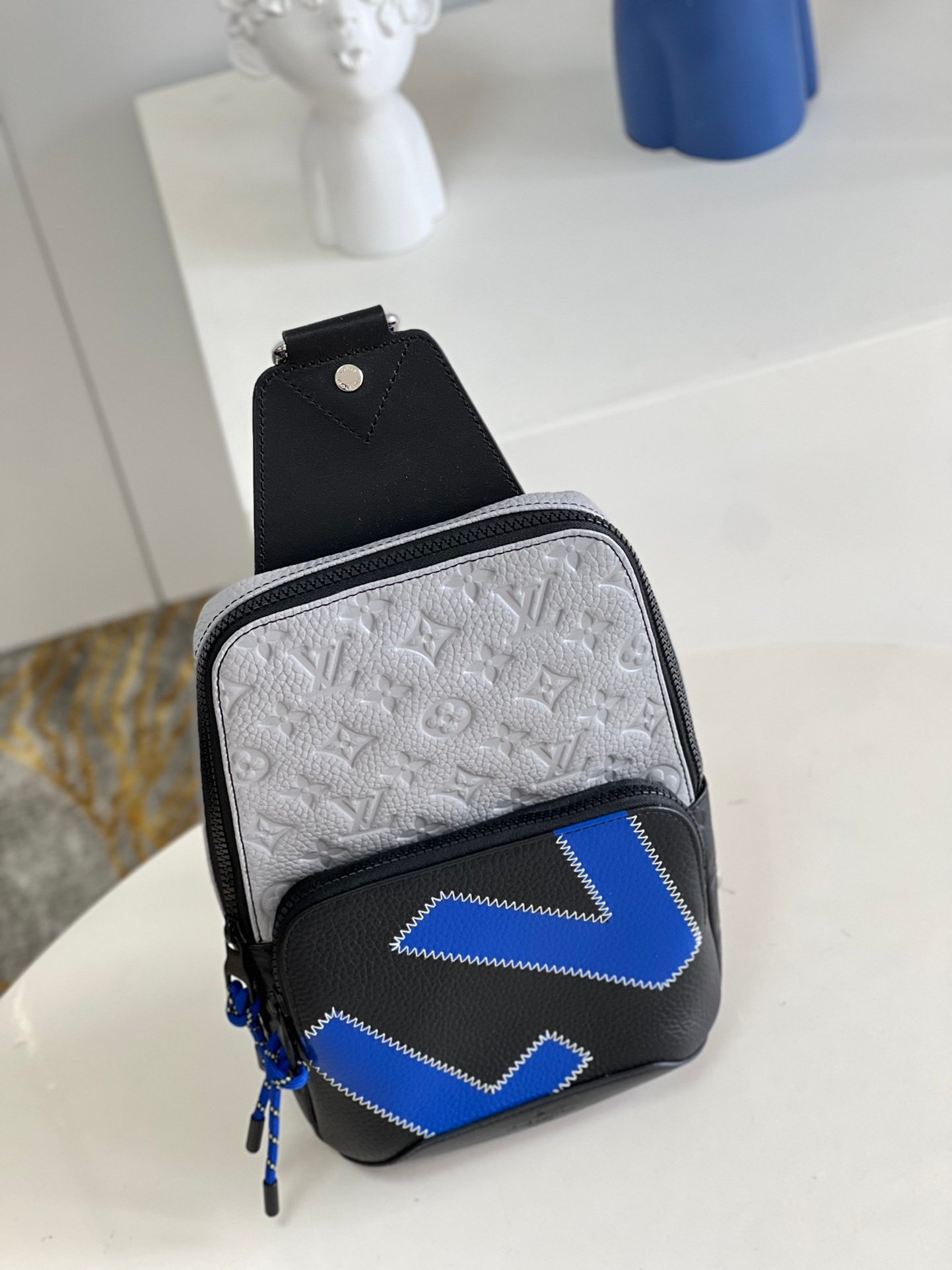 LV BAG (M59926) - Image 3