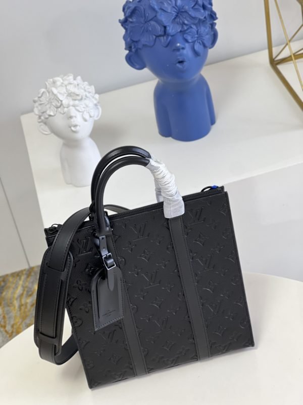 LV BAG (M59960) - Image 4