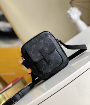 LV BAG (M69404)