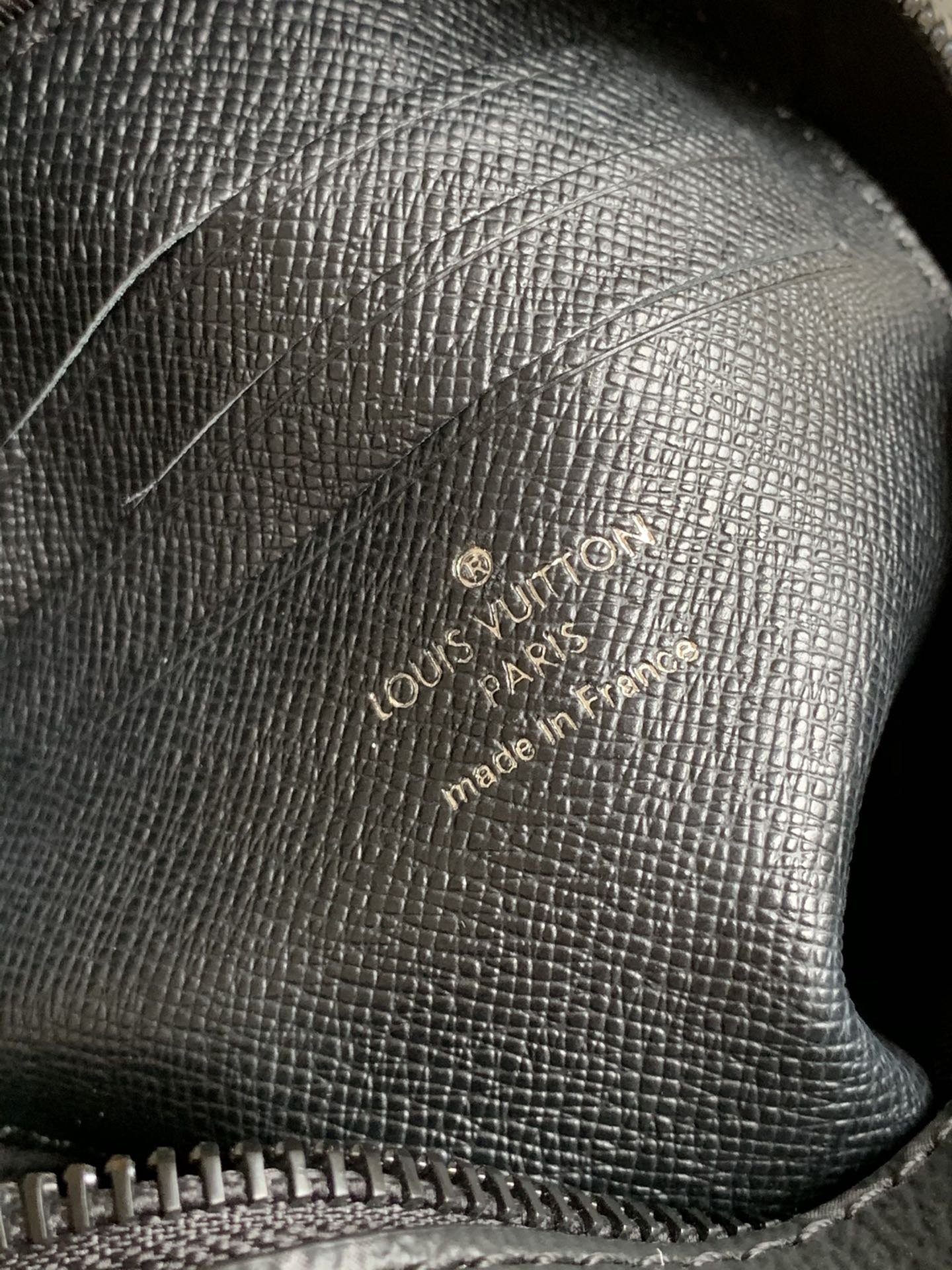 LV BAG (M69404) - Image 5