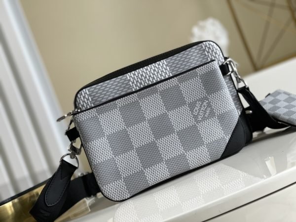 LV BAG (M69443)