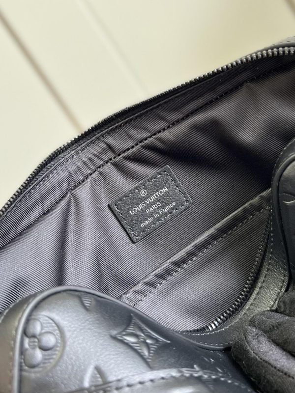 LV BAG (M69827) - Image 6