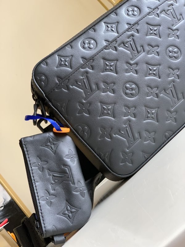 LV BAG (M69827) - Image 4