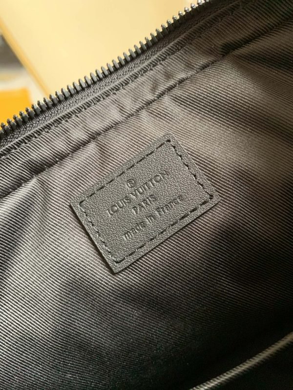 LV BAG (M69827) - Image 6