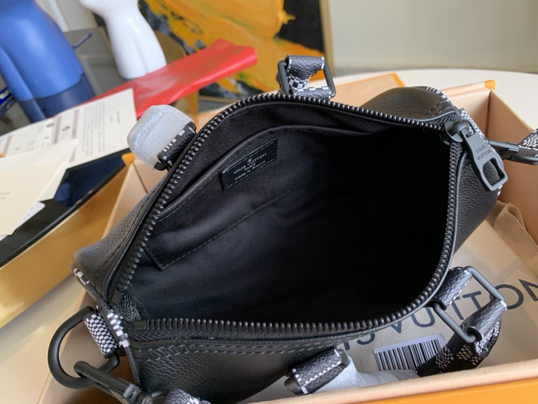 LV BAG (M80202) - Image 7