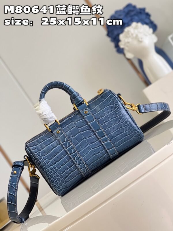 LV BAG (M80641) - Image 4