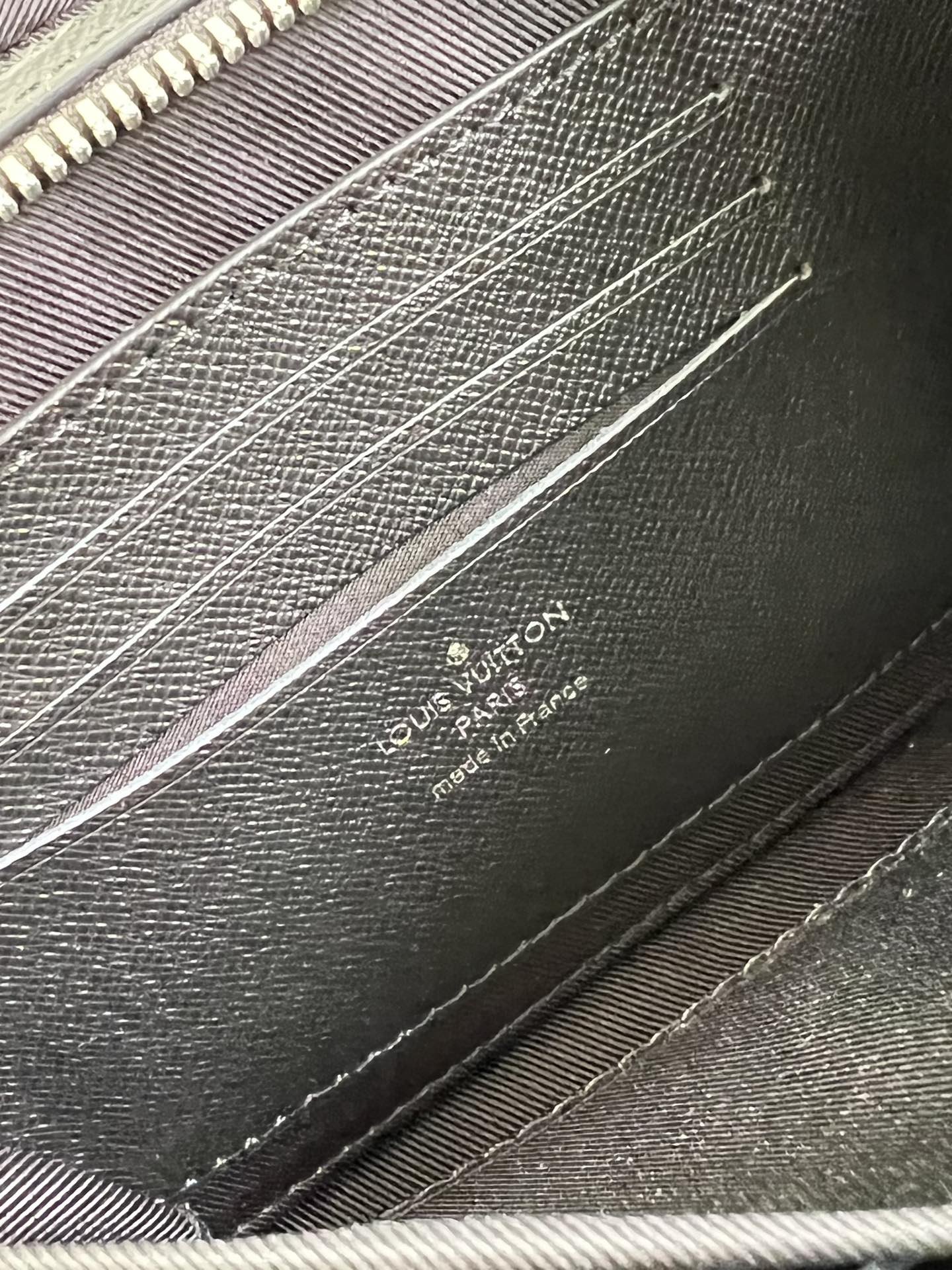 LV BAG (M80741) - Image 5