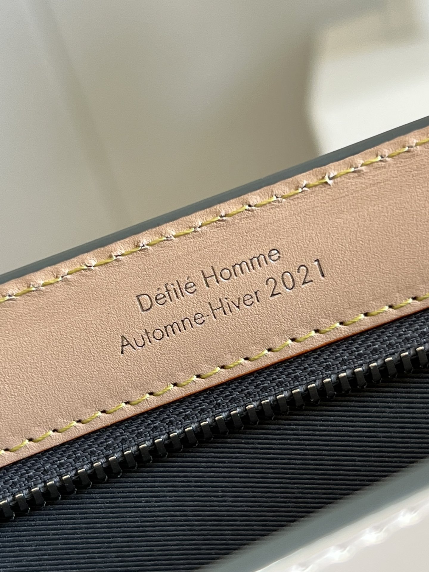 LV BAG (M80807) - Image 5