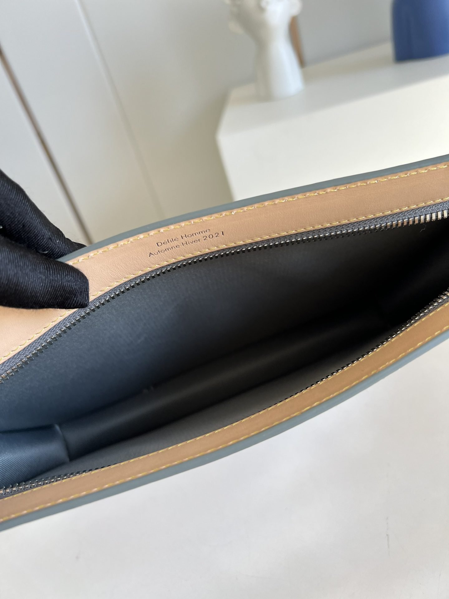 LV BAG (M80807) - Image 7