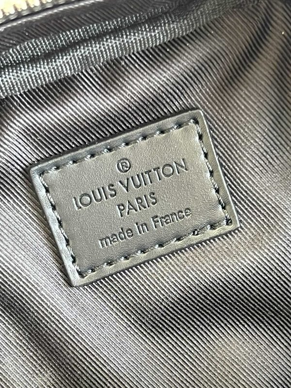 LV BAG (M81005) - Image 6