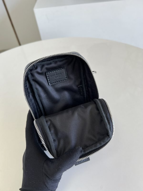 LV BAG (M81005) - Image 8