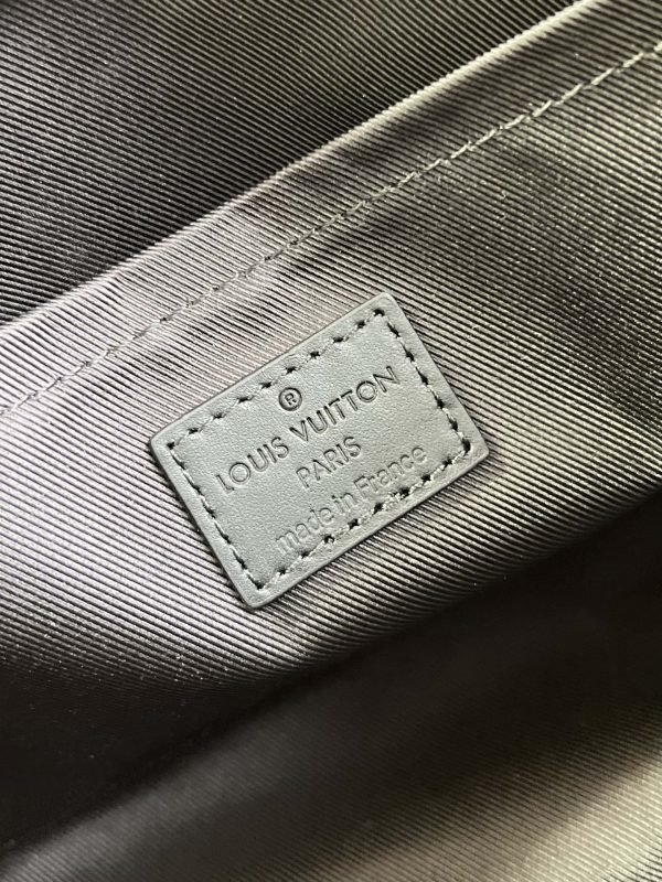 LV BAG (M81115) - Image 6