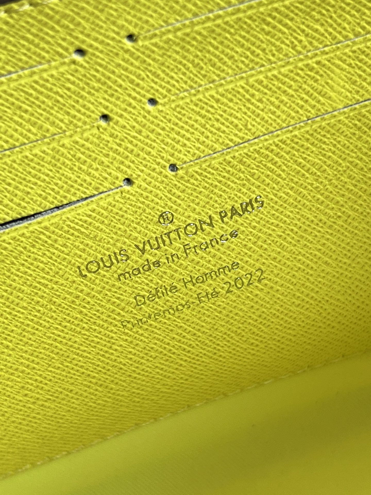LV BAG (M81246) - Image 5