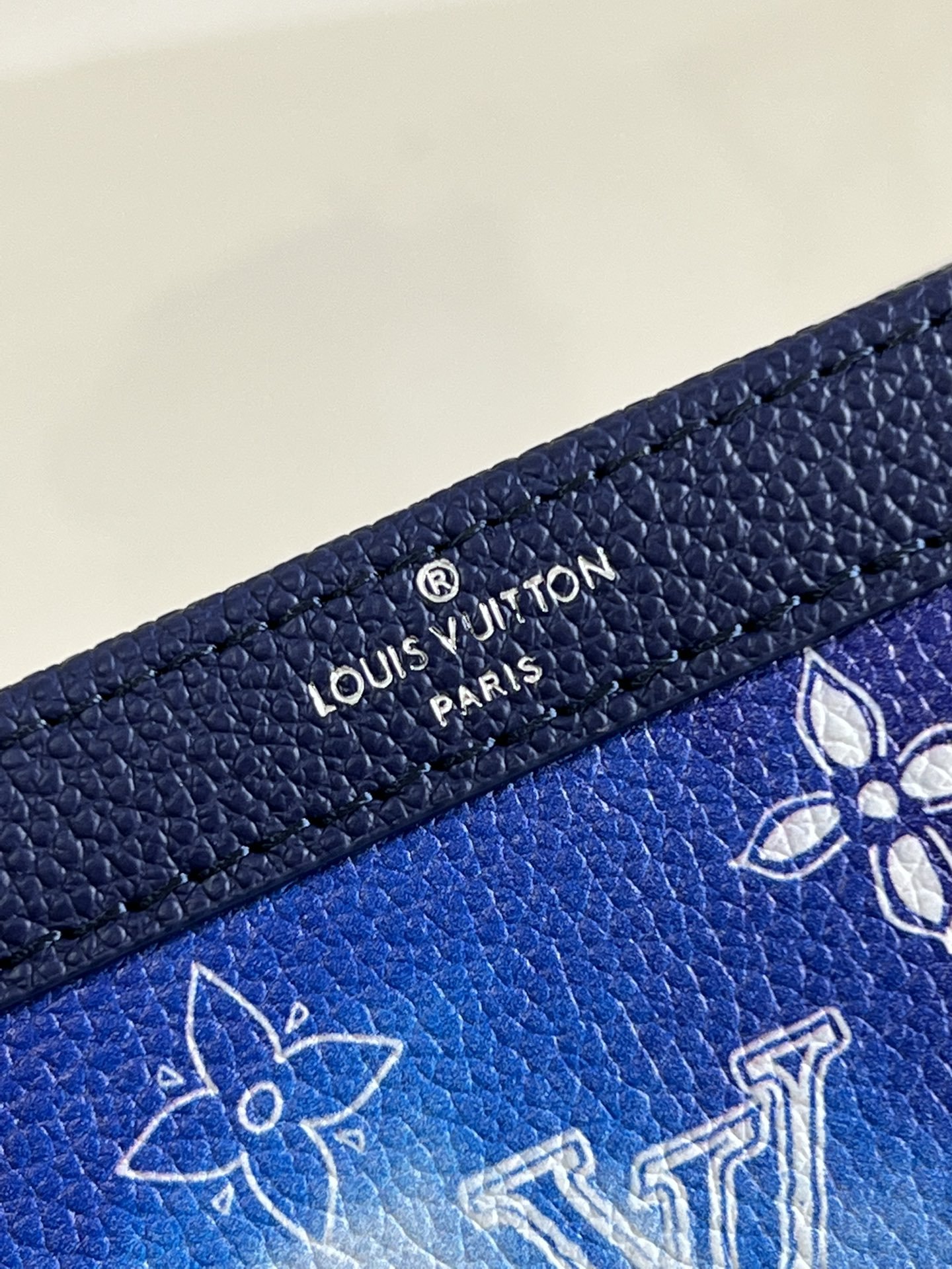 LV BAG (M81431) - Image 7