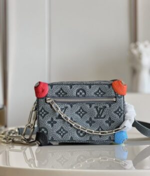 LV BAG (M81606)