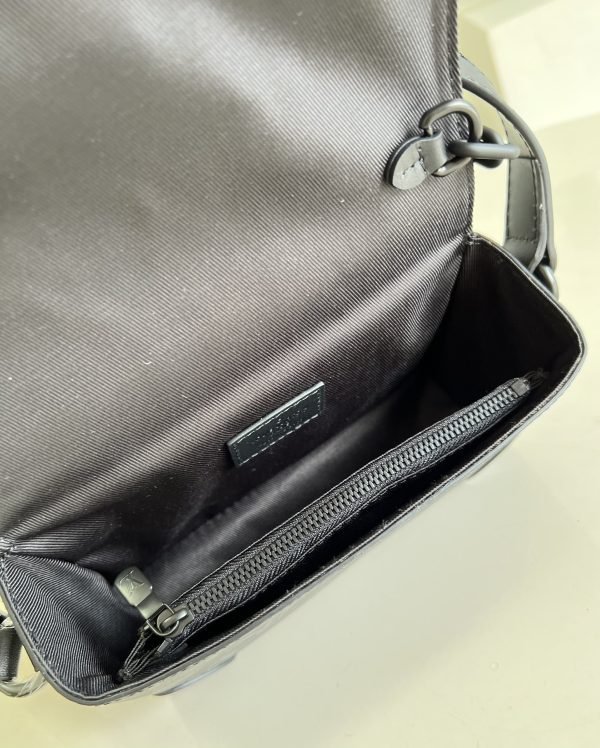 LV BAG (M81783) - Image 8