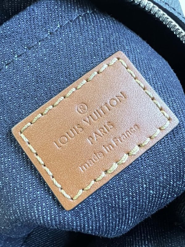 LV BAG (M81854) - Image 6