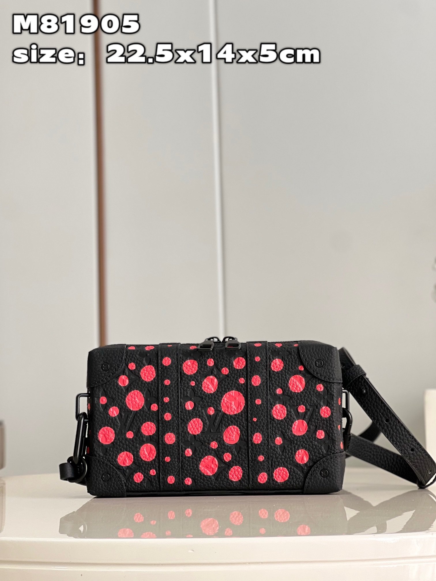 LV BAG (M81905) - Image 2
