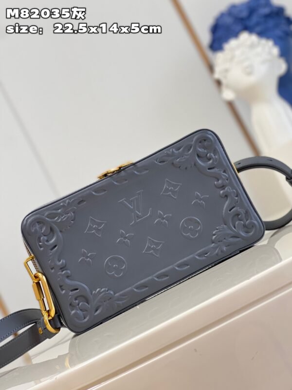 LV BAG (M82035) - Image 4