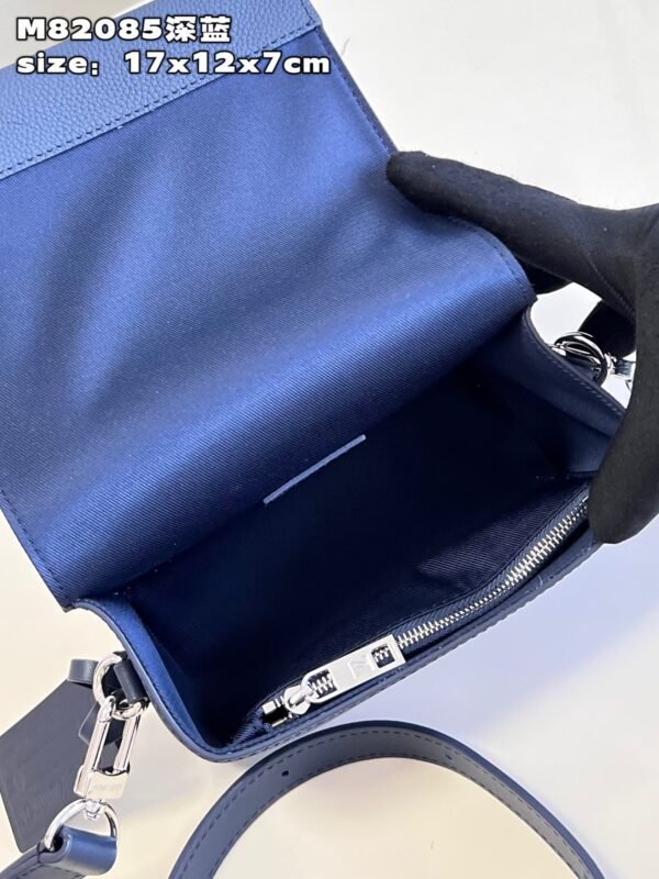 LV BAG (M82085) - Image 8