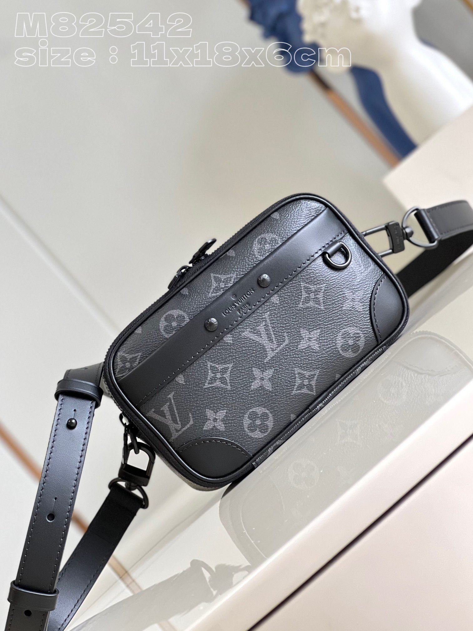 LV BAG (M82542) - Image 2