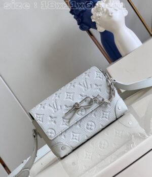 LV BAG (M82571)