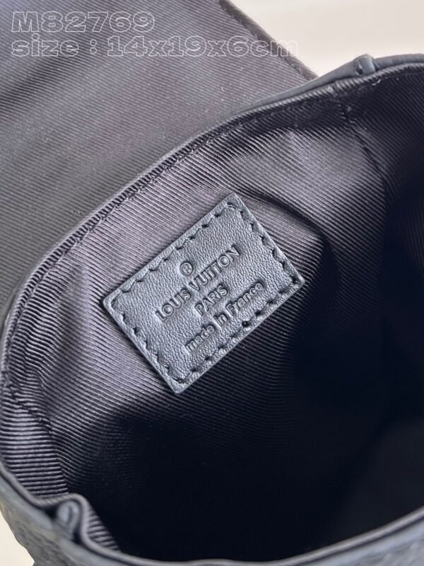 LV BAG (M82769) - Image 6