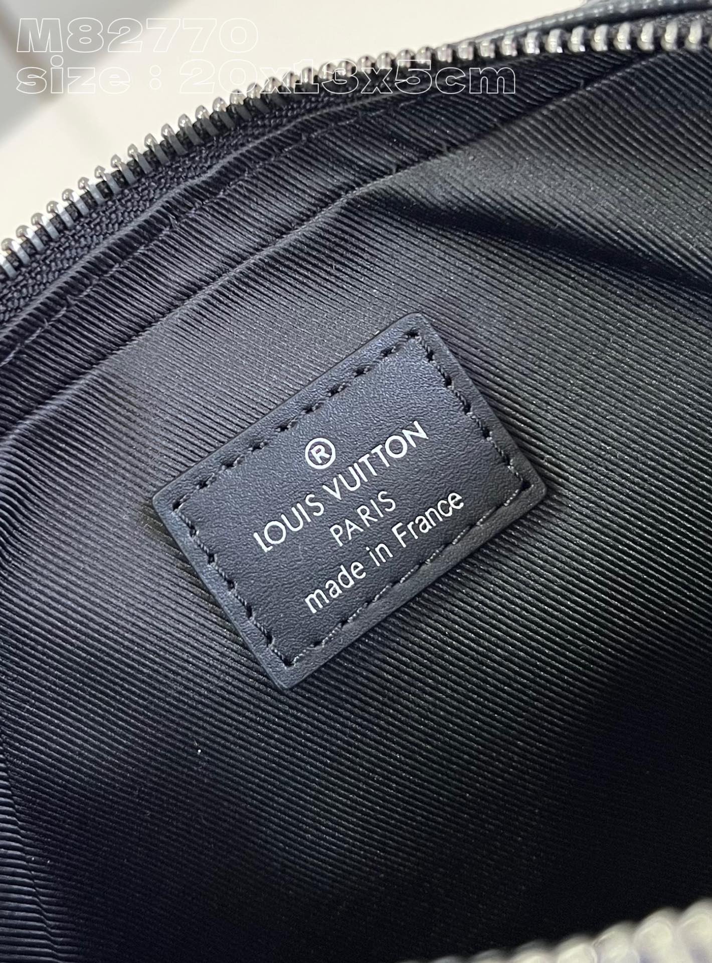 LV BAG (M82770) - Image 5