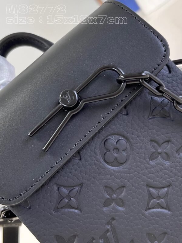 LV BAG (M82772) - Image 4