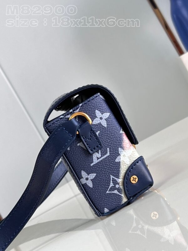LV BAG (M82900) - Image 4