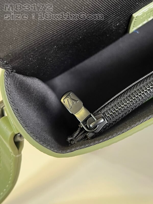LV BAG (M83172) - Image 8