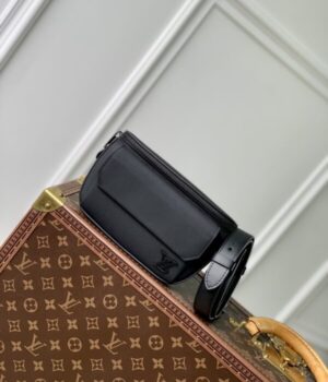 LV BAG (M83563)