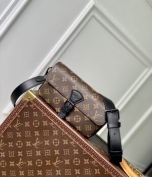 LV BAG (M83567)