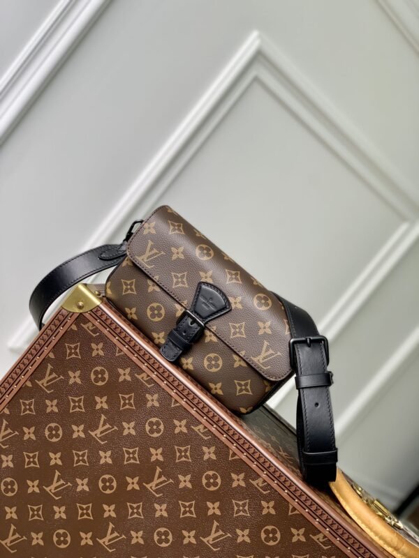 LV BAG (M83567)