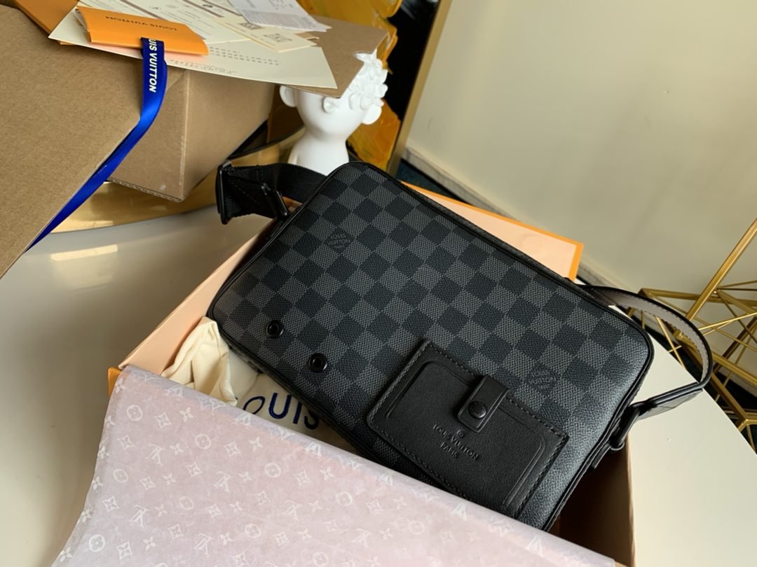 LV BAG (N40188) - Image 3