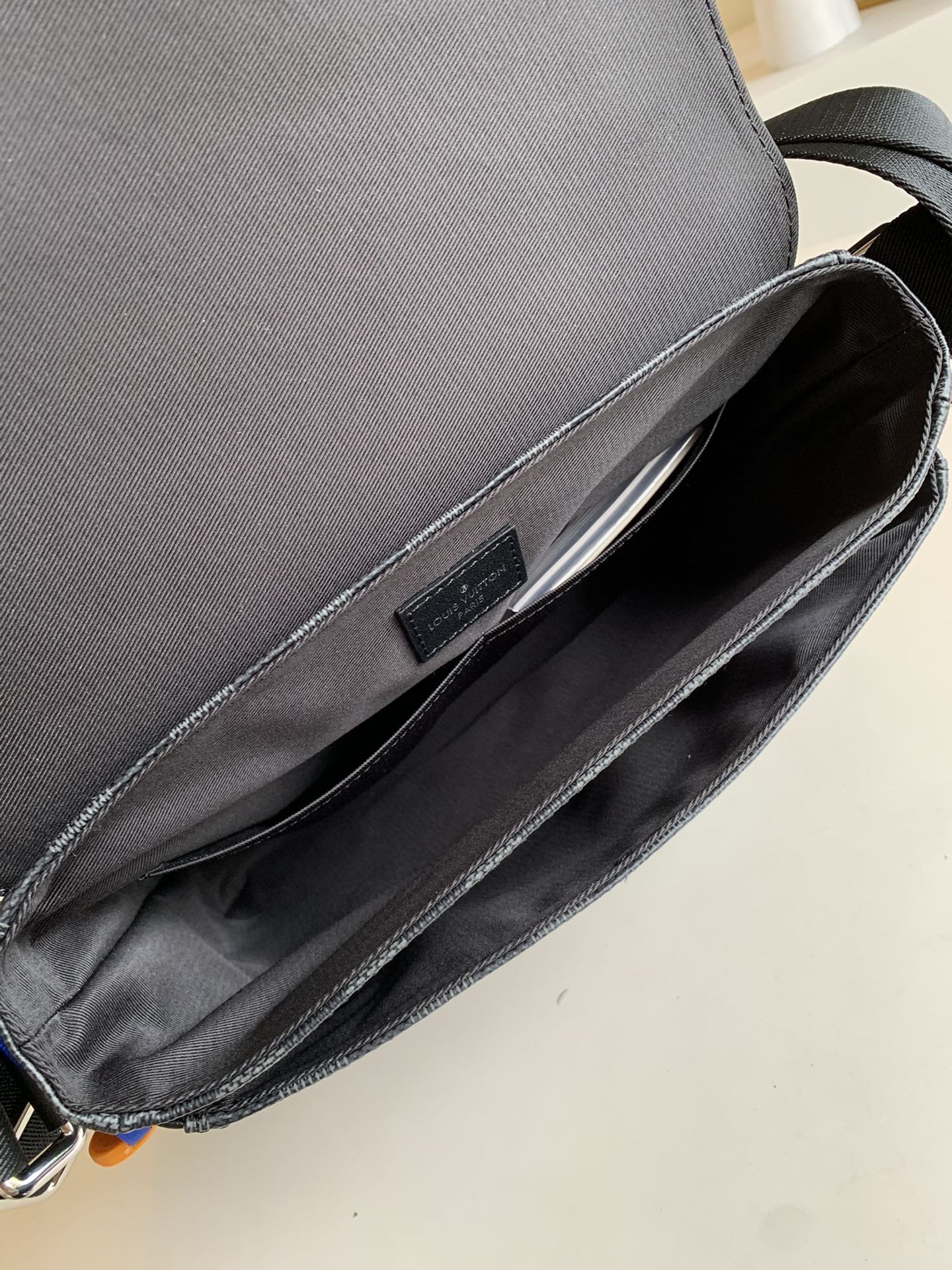 LV BAG (N40418) - Image 7