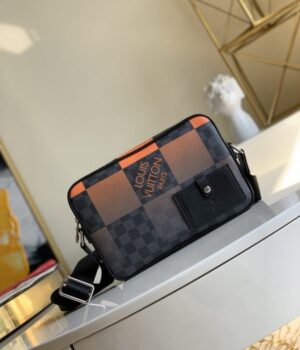 LV BAG (N40421)