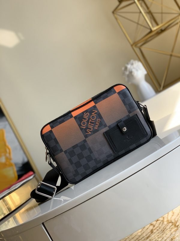 LV BAG (N40421)